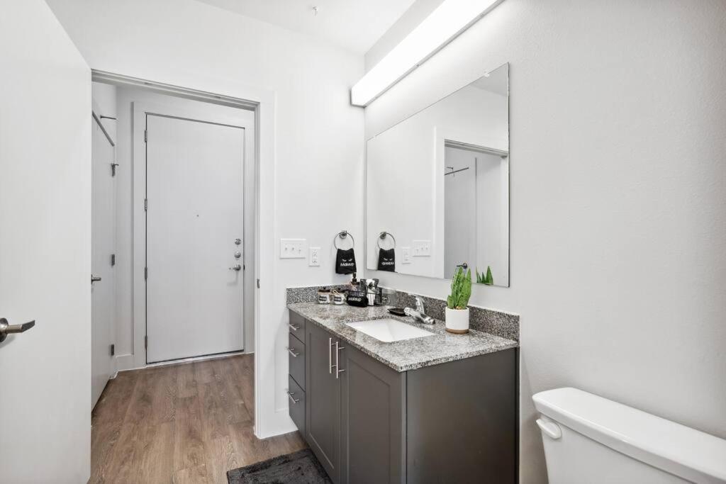 Luxurious 1Bd Apt In Austin Suburb 플루저빌 외부 사진